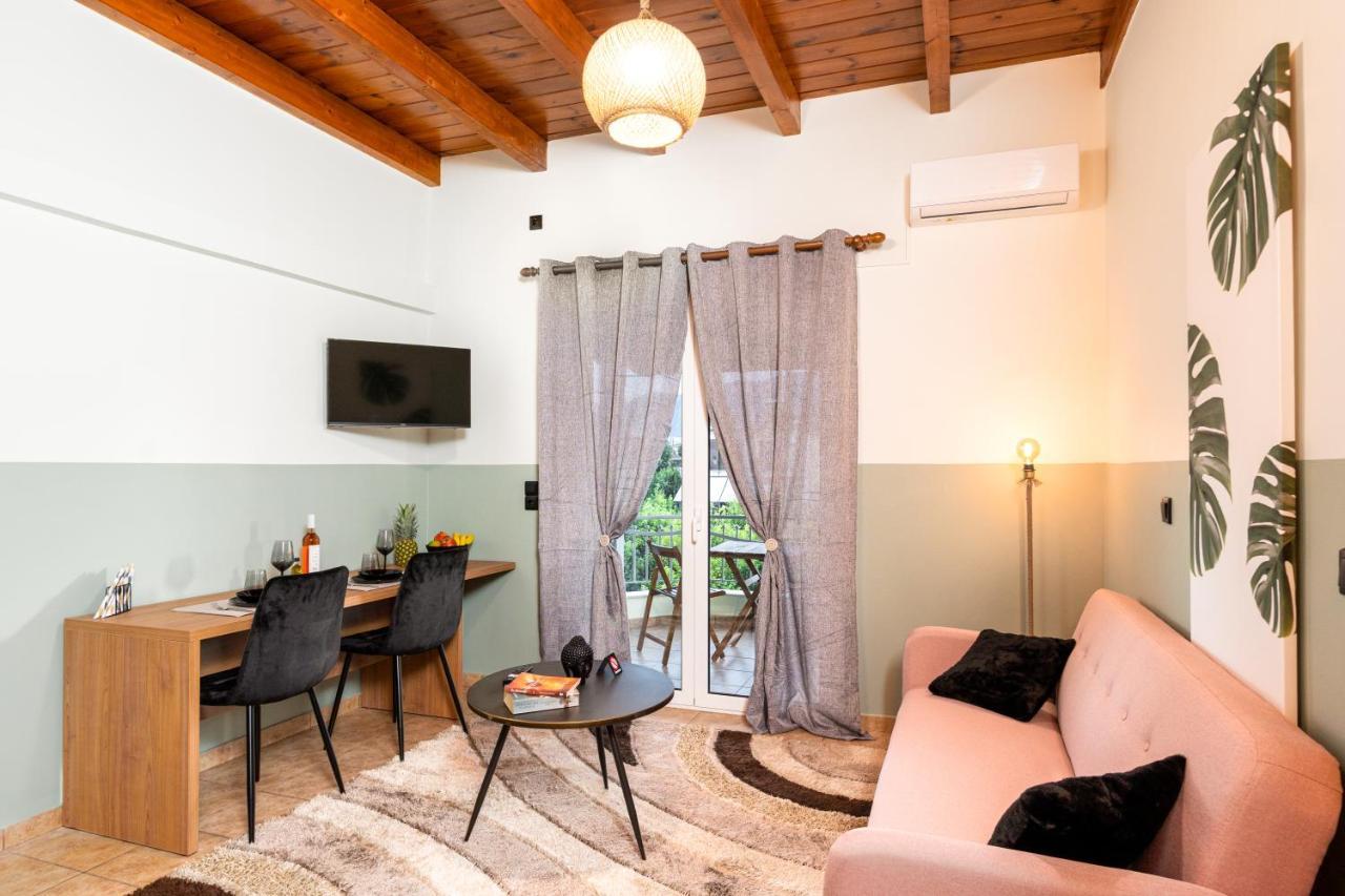 Eagle'S Nest City Apartments Αίγιο Εξωτερικό φωτογραφία