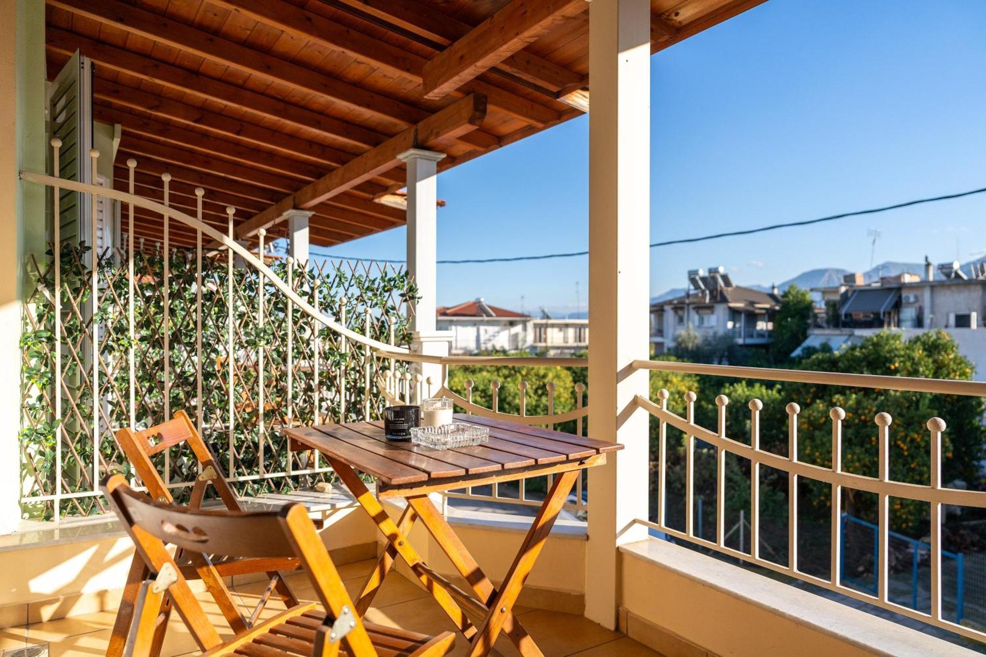 Eagle'S Nest City Apartments Αίγιο Εξωτερικό φωτογραφία
